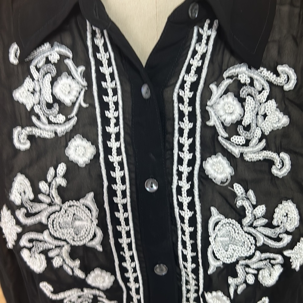 LAST CALL Karen Kane sheer henley button LS black crepe blouse top shirt LG - Picture 2 of 12